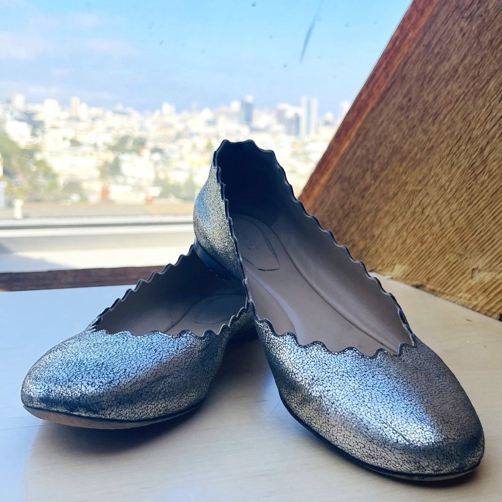 Lauren Scalloped Leather Ballet Flats by Chloé